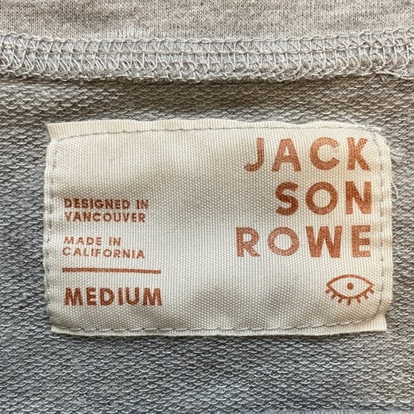 Jackson Rowe Light Gray Long Sleeve Crop Top - Picture 2 of 4